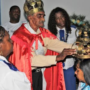 Coroação de Rainha de Ano, pelas mãos do Rei Congo, na Festa de Nossa Senhora do Rosário de General Carneiro. 16 de setembro de 2018.
