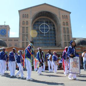 Guarda de Marujo em cortejo da Festa de São Benedito de Aparecida do Norte. 27 de abril de 2019