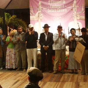 Entrega de Dossiê prévio à representante do IPHAN durante o II Encontro de Fandango e Cultura Caiçara - Guaraqueçaba/PR