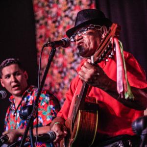 Grupo Fandango Caiçara de Ubatuba – Robinho Fernandes e Seu Pedrinho - 1a. Festa do Fandango Caiçara de Ubatuba